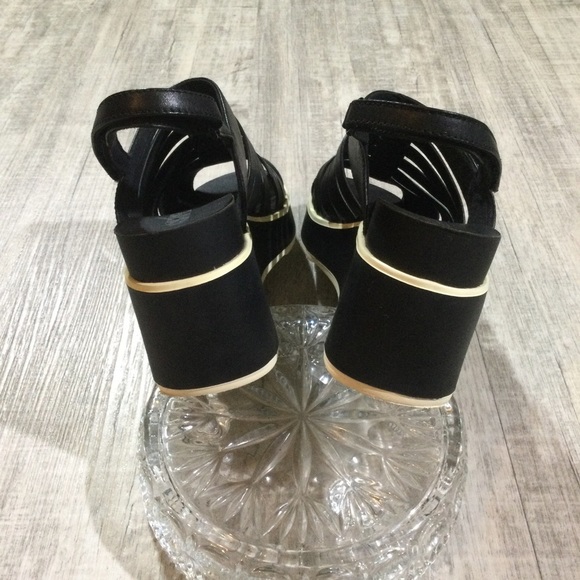 Camper Women's Size 6 US 36 EUR Tropik Wedge Open Toe Comfortable Sandal Black - Picture 6 of 12